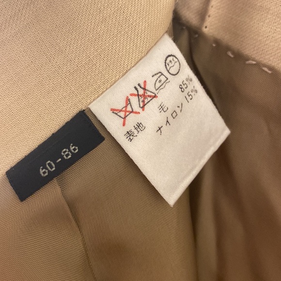 Ropé Italian wool suit with skirt - Picture 9 of 10